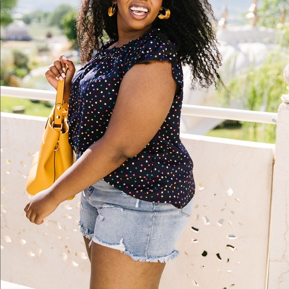 Confetti is in the Stars Top - Picture 4 of 12